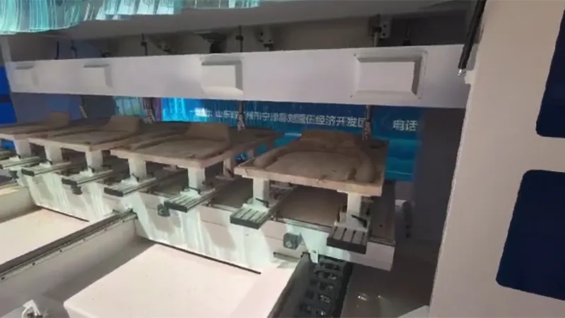 Four Table 5 Axis CNC Machining Center 3