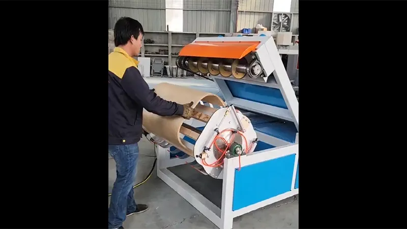 Curved Wood Sawing Machine