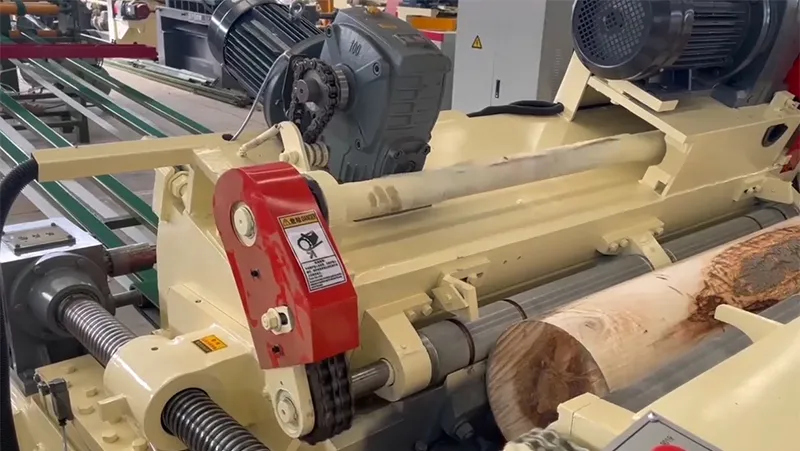 Veneer Rotary Cutting Machine