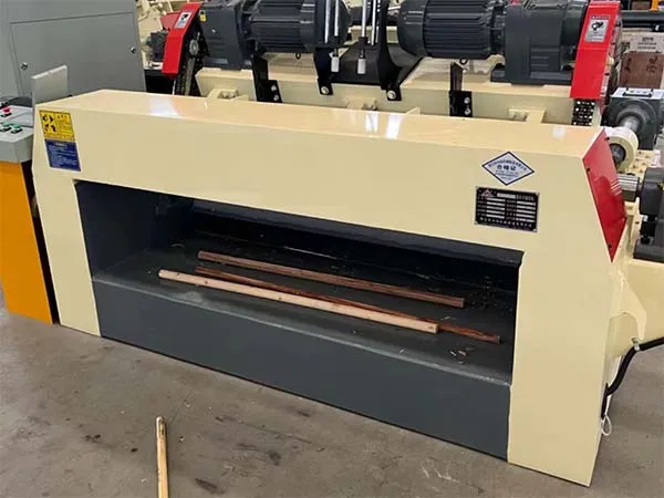 Veneer Rotary Cutting Machine